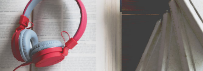 Blog - baner - Lektorzy audiobooków – kto i dlaczego czyta książki najlepiej według Virtualo?